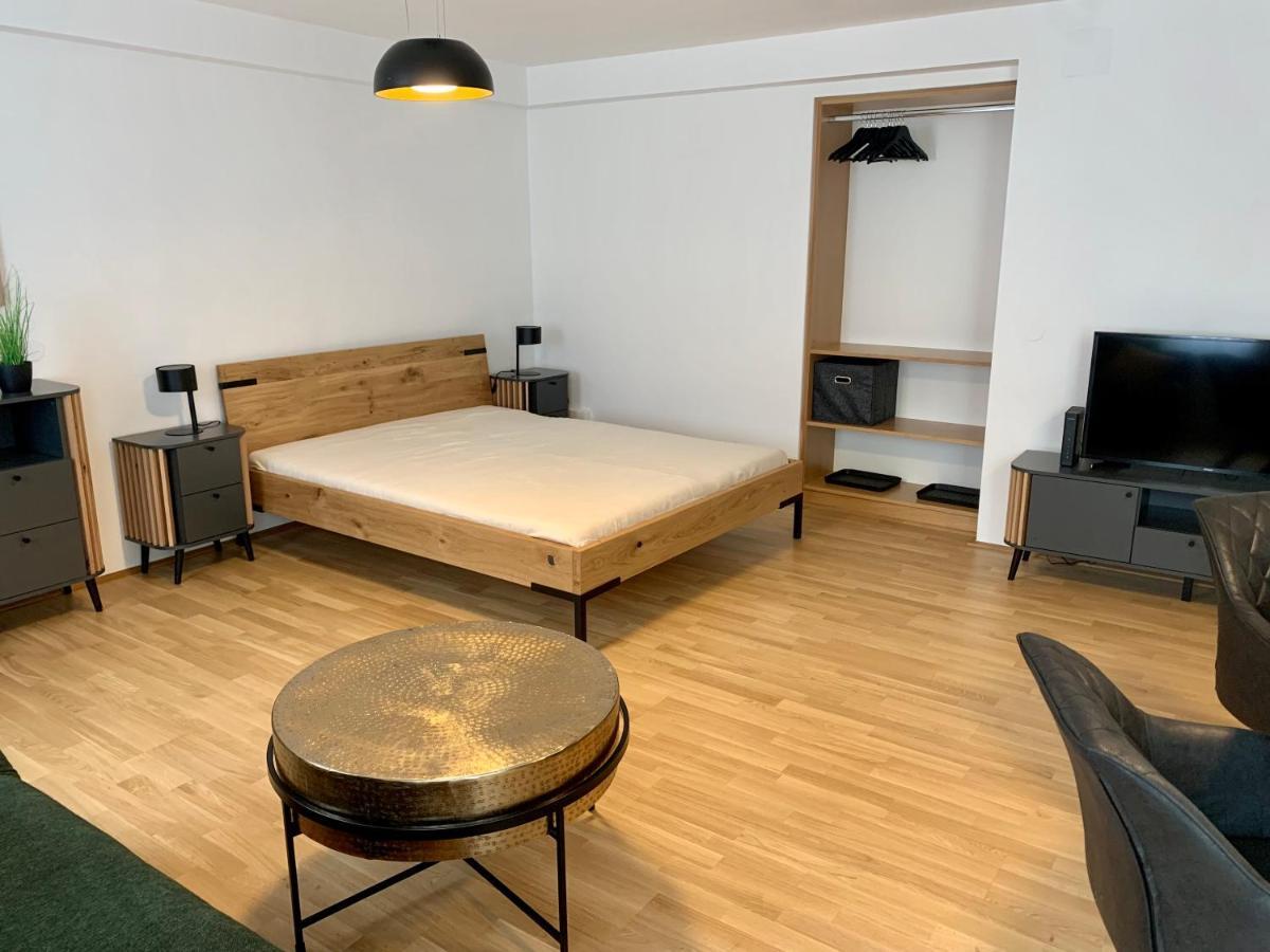 Air-Conditioned, Quiet Apartment With A Terrace In Center Of St Poelten - Smart Tv Sankt Poelten Exteriör bild